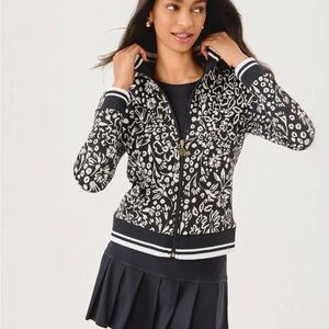 NWT Lilly Pulitzer Regate Luxletic Purrfect Noir Size Medium Zip-Front Jacket